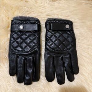 Polo Black Quilted Leather Gloves